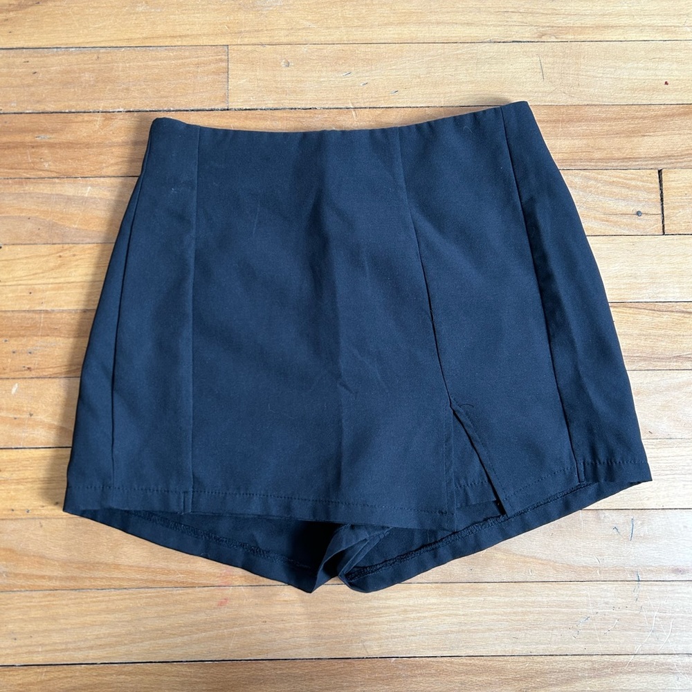 Skort